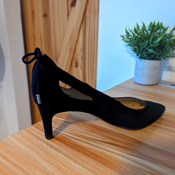 Elegant black suede pointed high heel (kitten) Franco Sarto shoes 7.5/37.5 - Picture 4 of 5